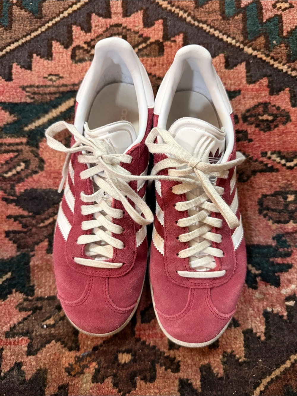 adidas Gazelle Suede Sneakers - Maroon & White size 5.5mens